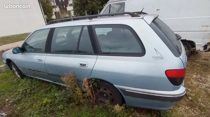 Peugeot 406