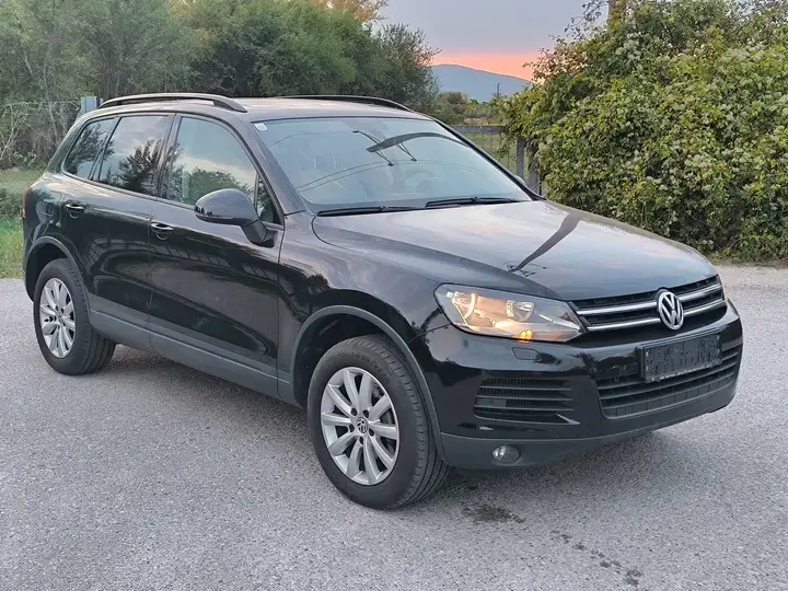 Volkswagen Touareg 2011 photo 3