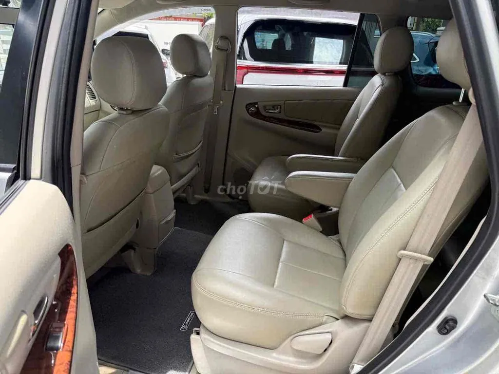 Toyota Innova 2016 photo 2