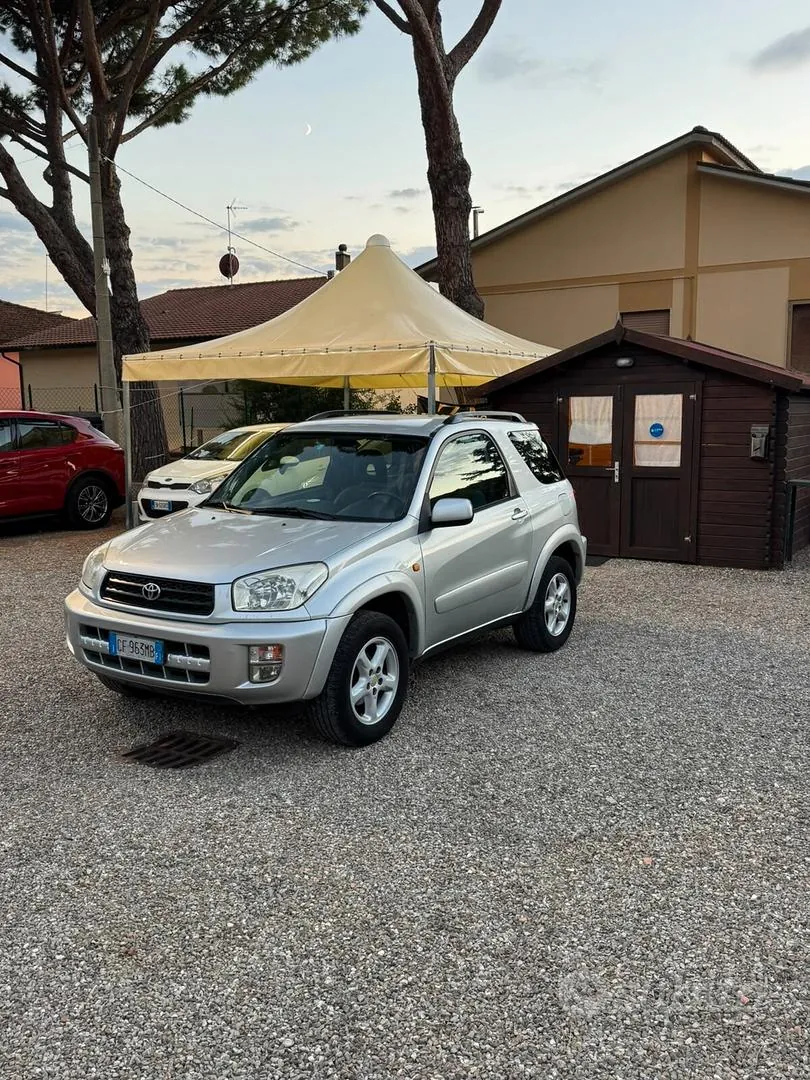 Toyota Rav4 2003 photo 3