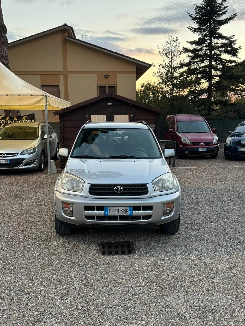 Toyota Rav4 2003 photo 2