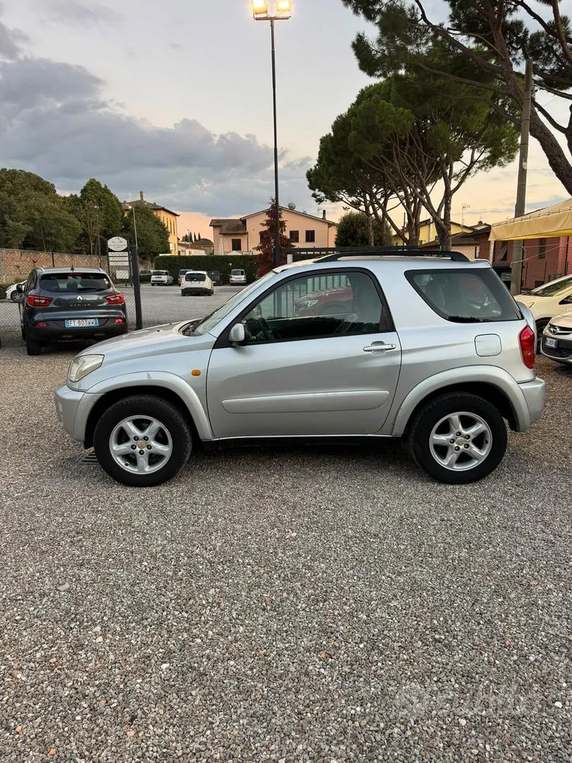 Toyota Rav4 2003 photo 4