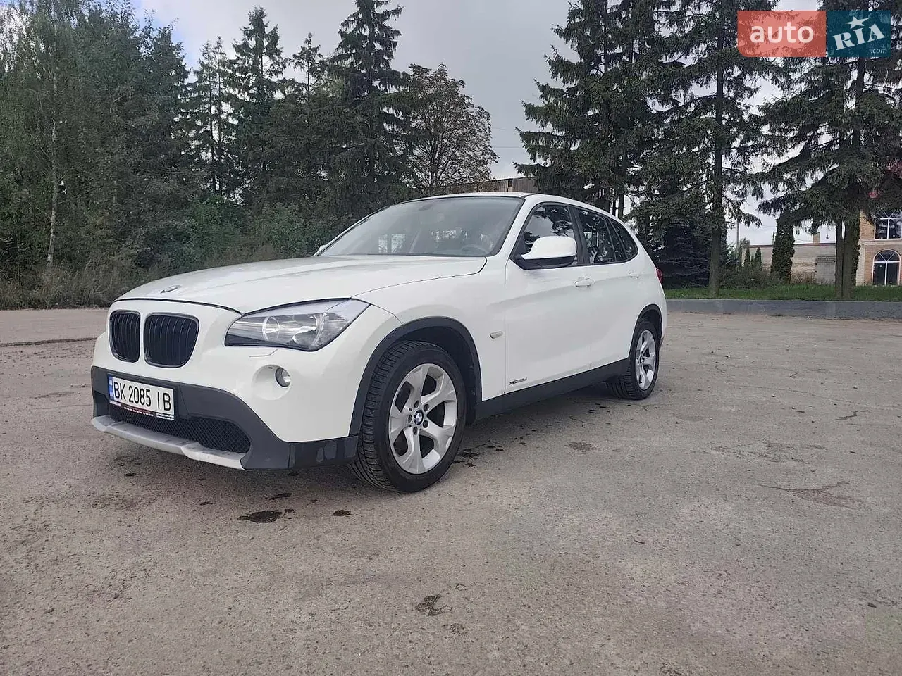 BMW X1 2011 photo 2