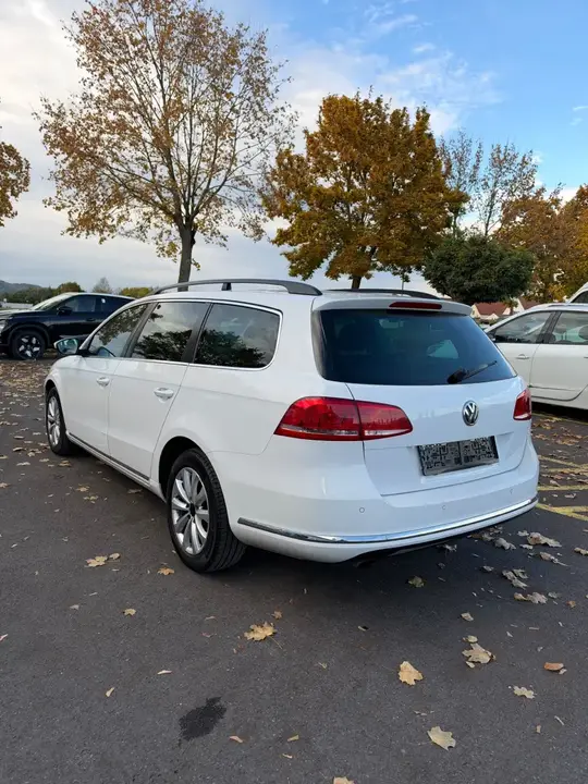Volkswagen Passat 2011 photo 3
