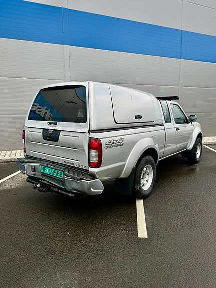 Nissan King Cab 2006 photo 4