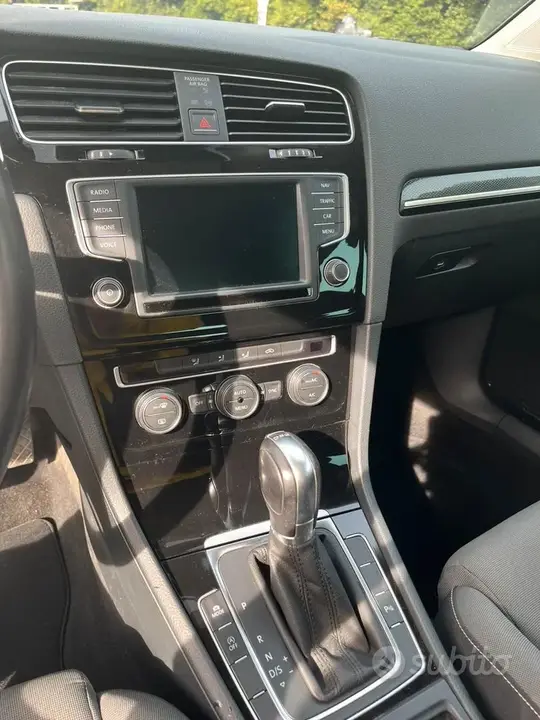 Volkswagen Golf 2015 photo 5