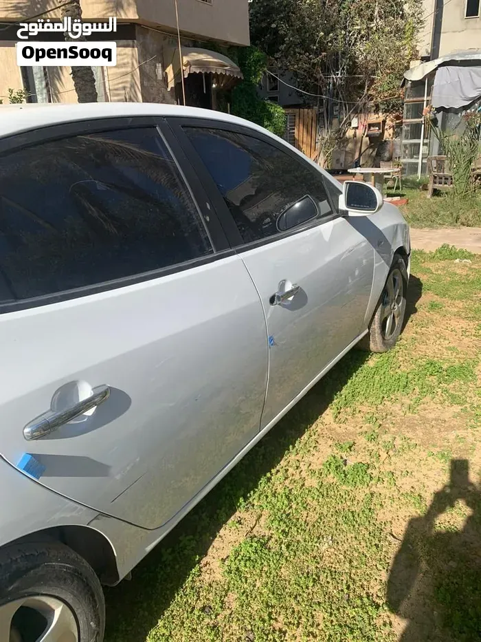 Hyundai Avante 2007 photo 2