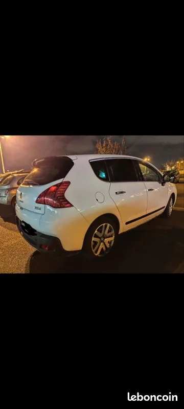 Peugeot 3008 2012 photo 2