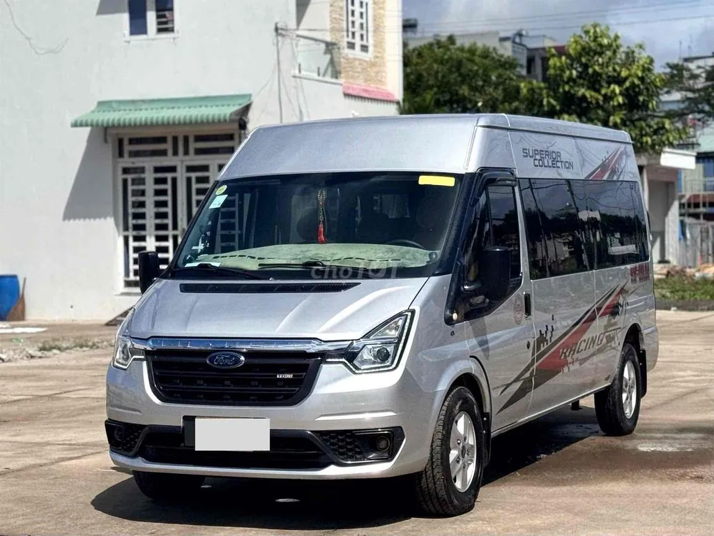 Ford Transit 2023 photo 2