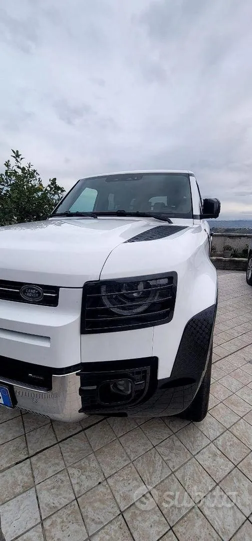 Land Rover Defender 2024 photo 5