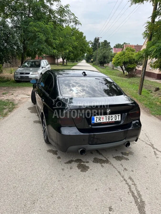 BMW 318 2005 photo 2