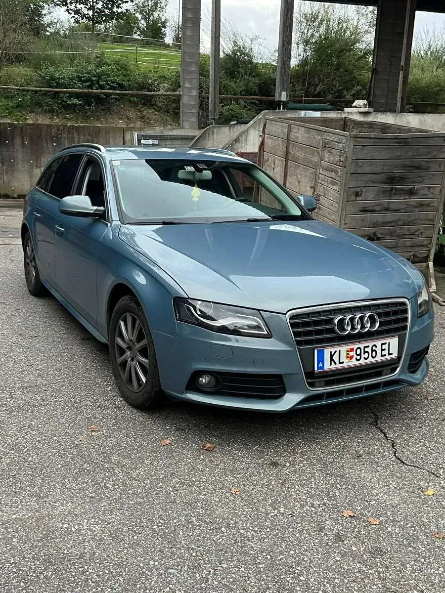 Audi A4 2010 photo 3