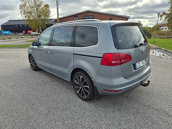 Volkswagen Sharan 2011 photo 4