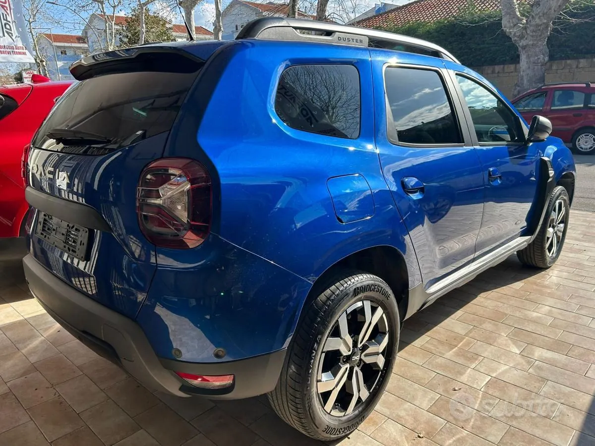 Dacia Duster 2023 photo 3