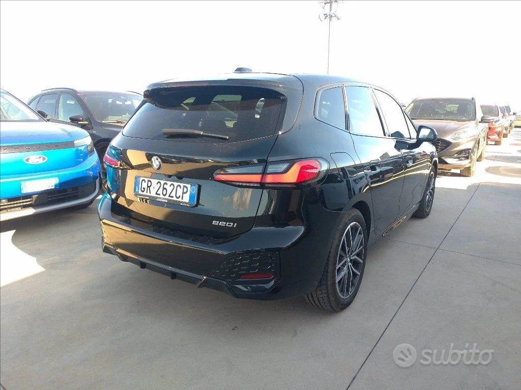 BMW 220I Active Tourer 2023 photo 5