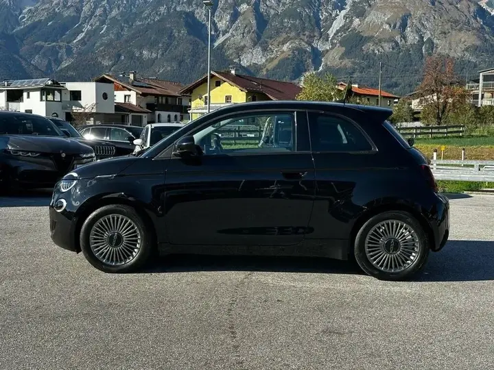 Fiat 500E 2021 photo 3