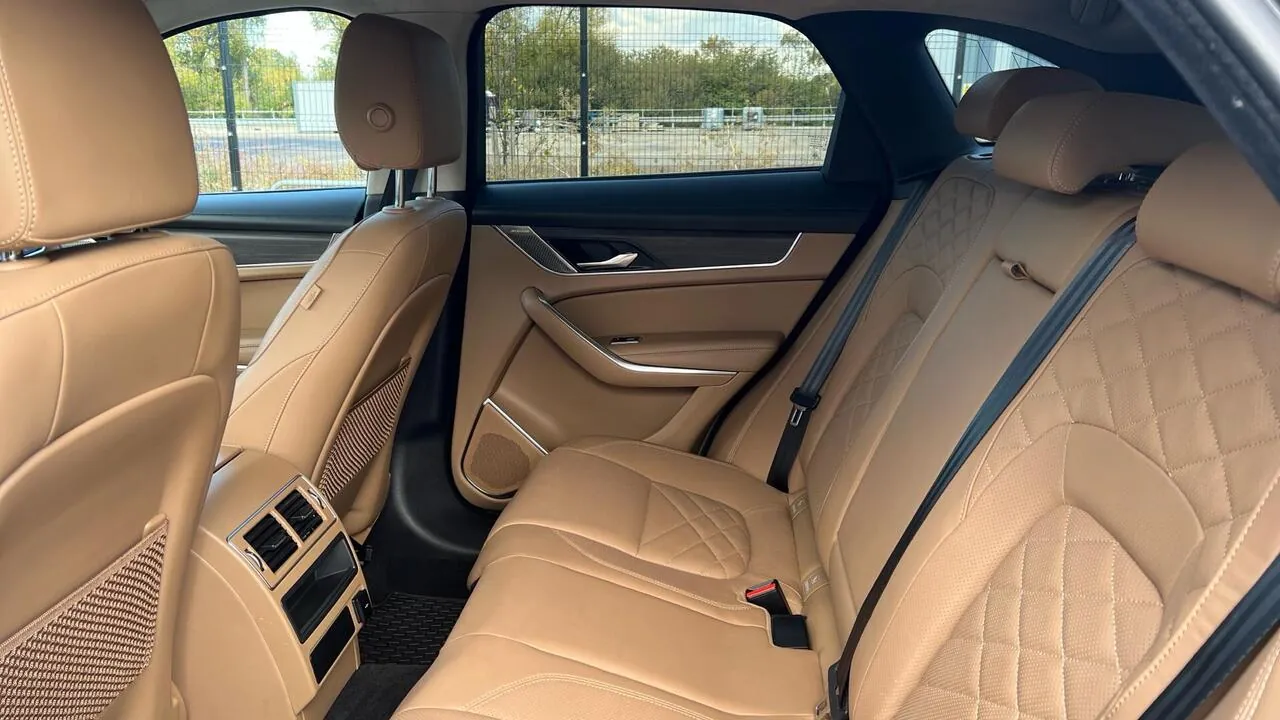 Jaguar F-Pace 2021 photo 4