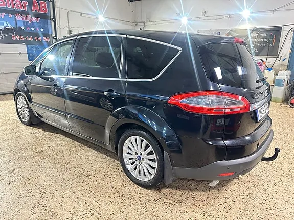Ford S-Max 2012 photo 4