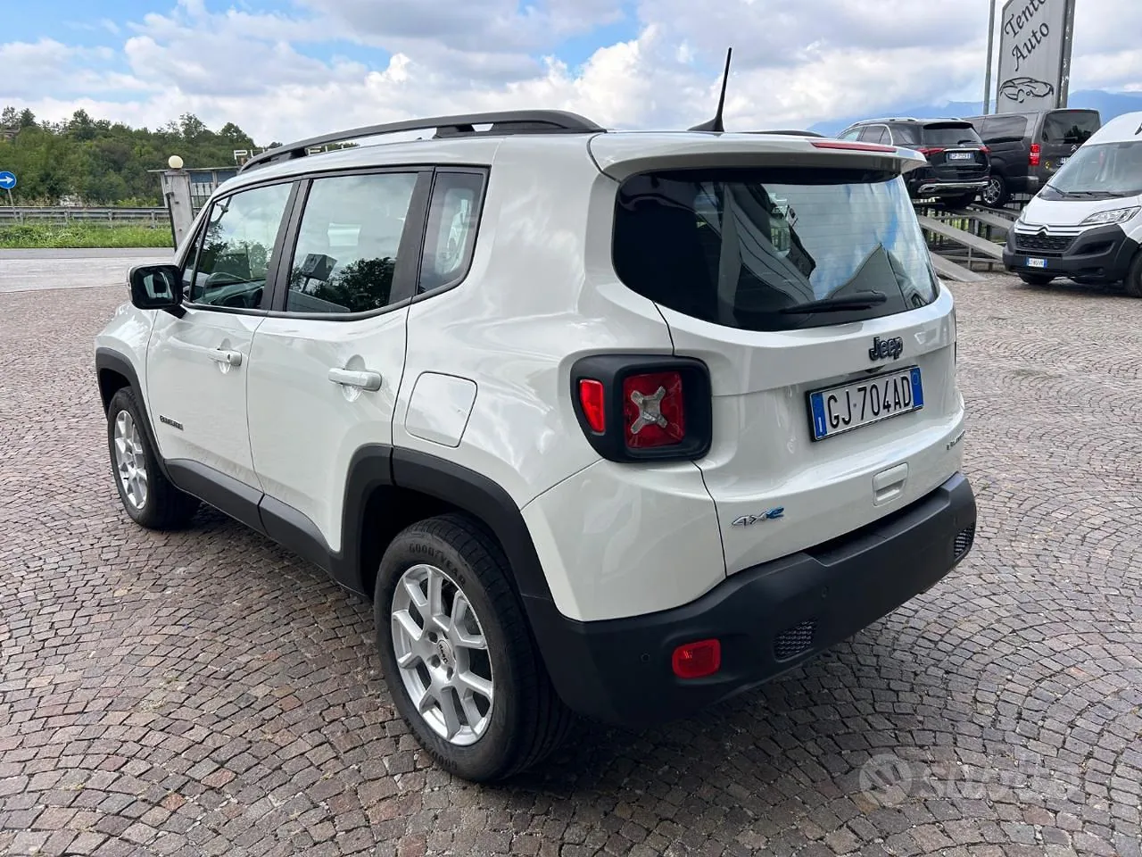Jeep Renegade 2022 photo 4