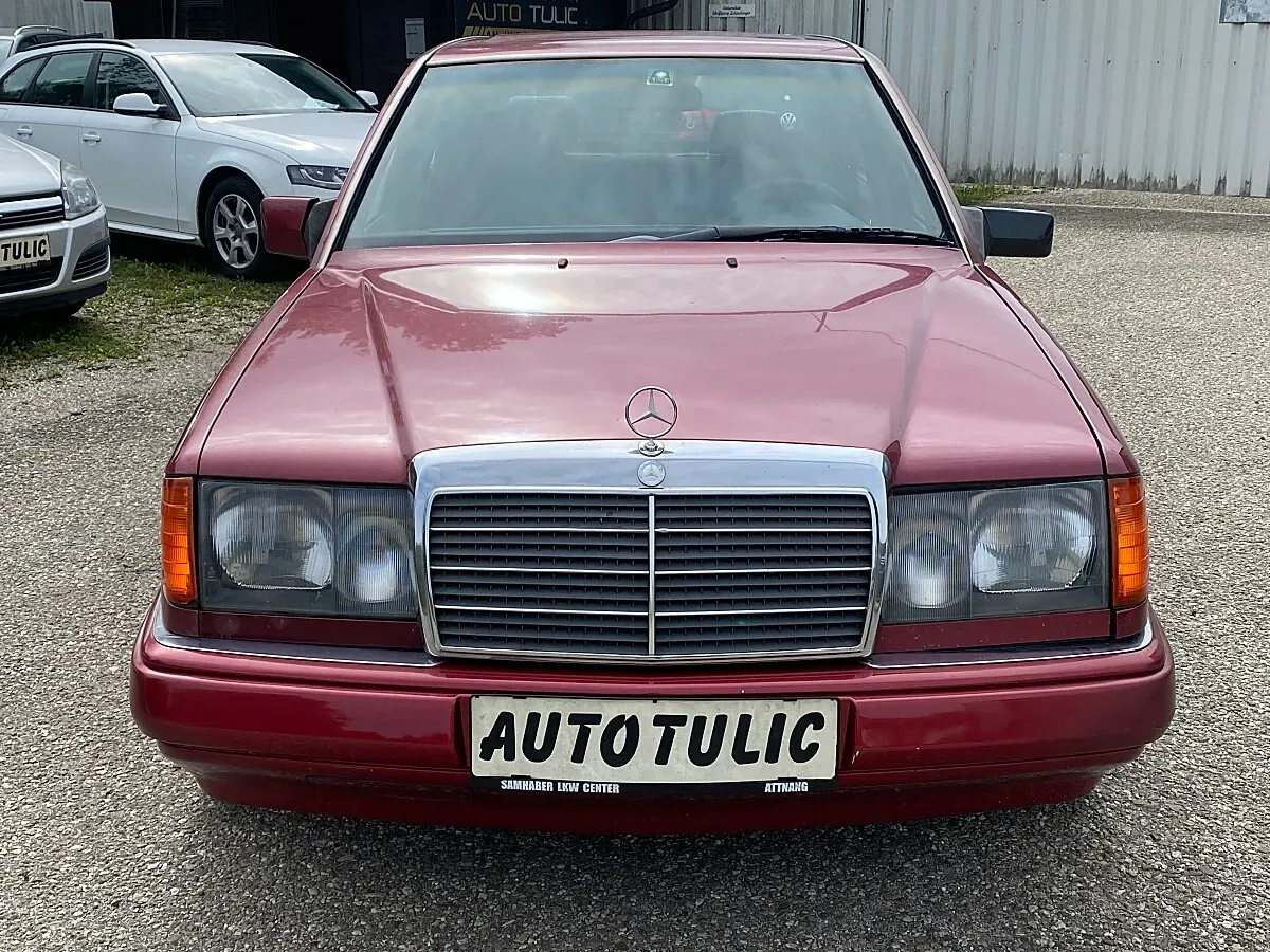 Mercedes-Benz W124