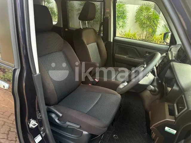 Toyota Roomy 2025 photo 4