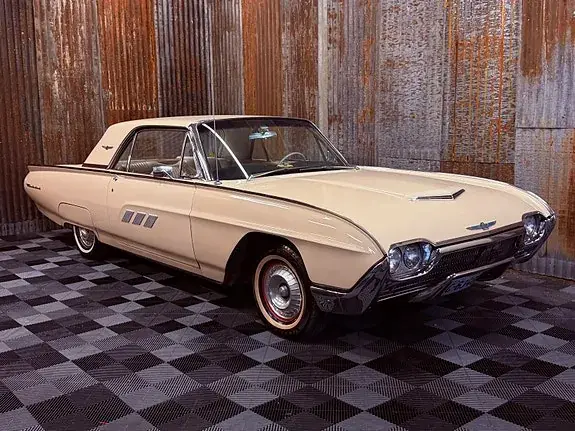 Ford Thunderbird