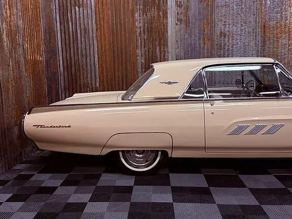 Ford Thunderbird 1963 photo 4
