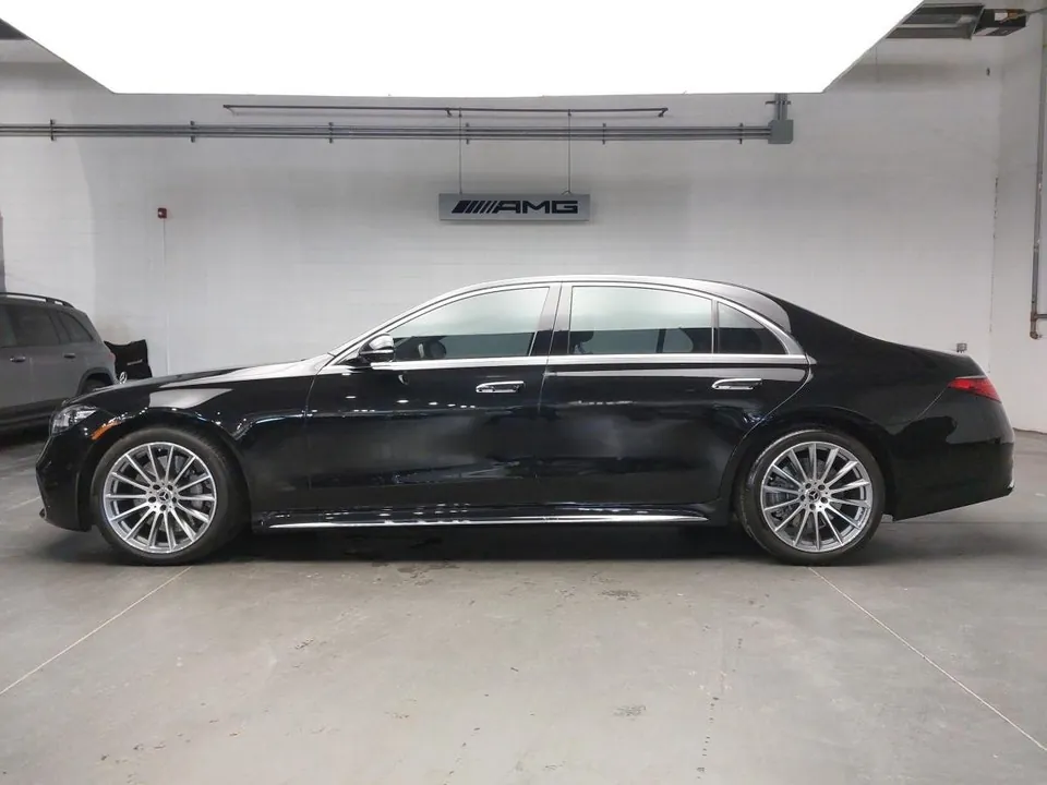 Mercedes-Benz S-Class 2022 photo 2