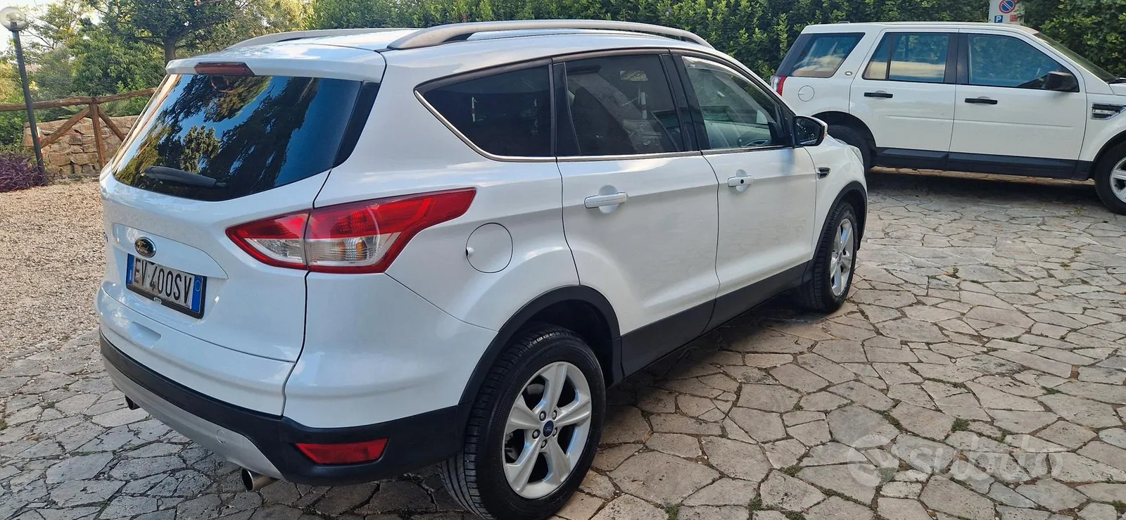 Ford Kuga 2014 photo 3
