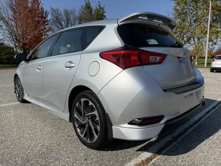 Toyota Corolla 2017 photo 3