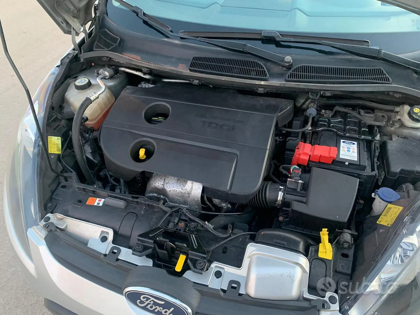 Ford Fiesta 2011 photo 3