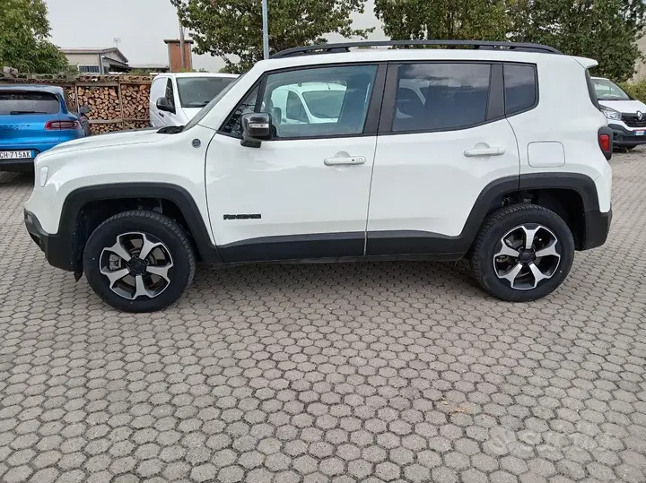 Jeep Renegade 2022 photo 4