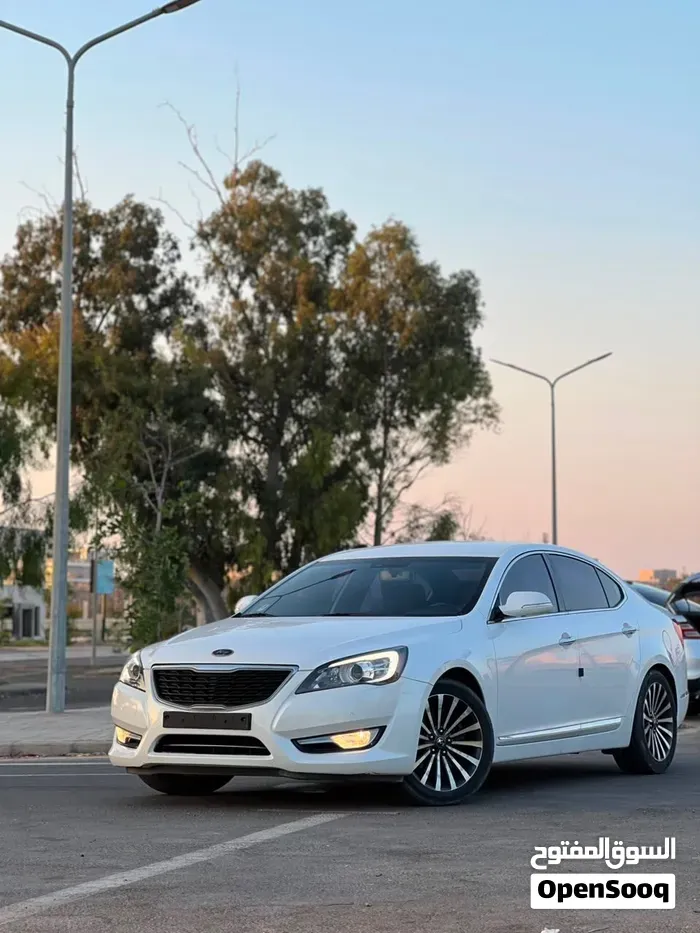 Kia Cadenza 2011 photo 5