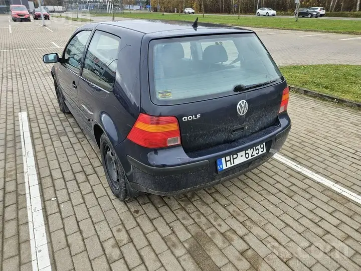 Volkswagen Golf 4 1999 photo 2