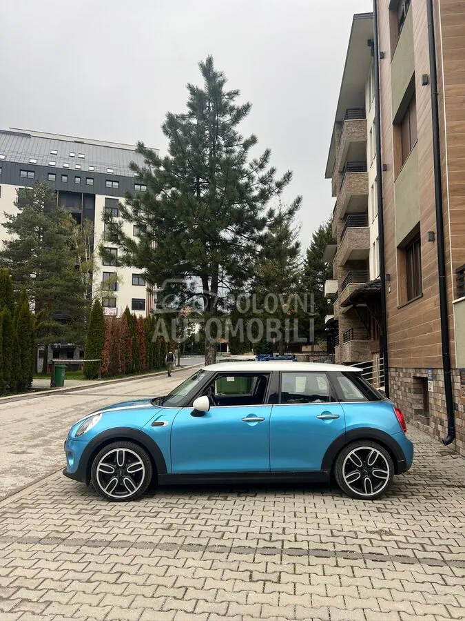 Mini Cooper 2016 photo 2