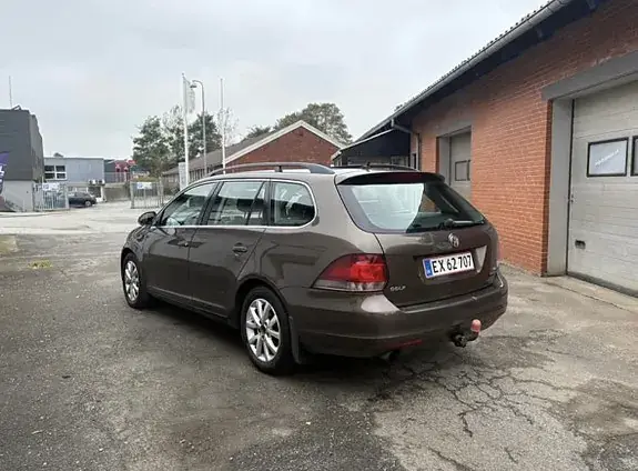 Volkswagen Golf 6 2011 photo 3