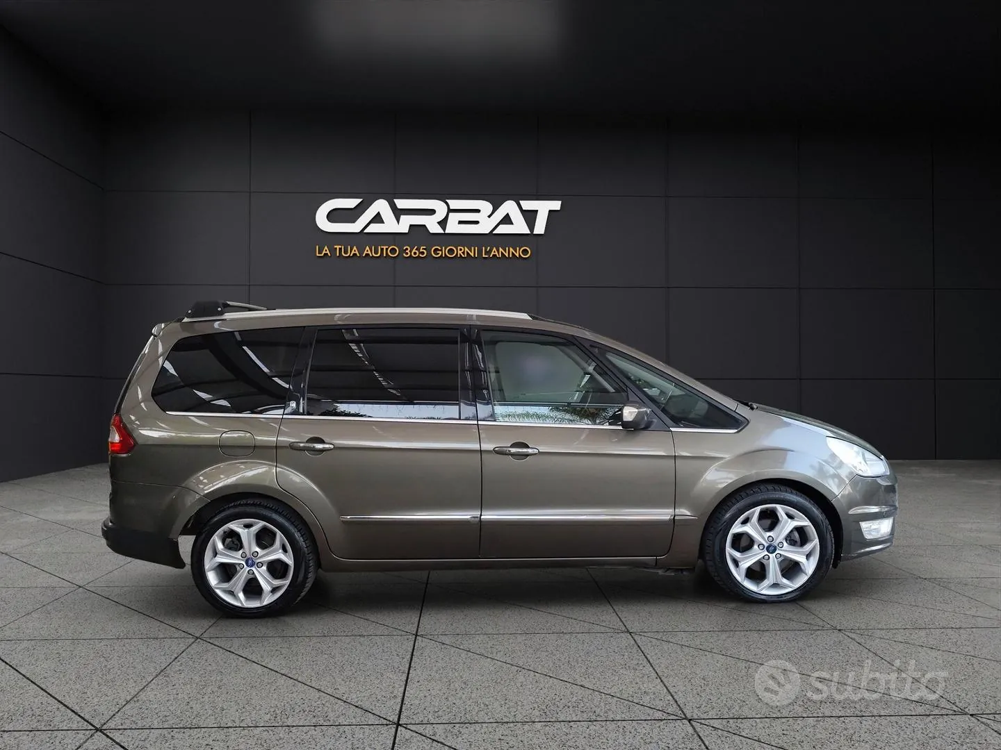 Ford Galaxy 2010 photo 5