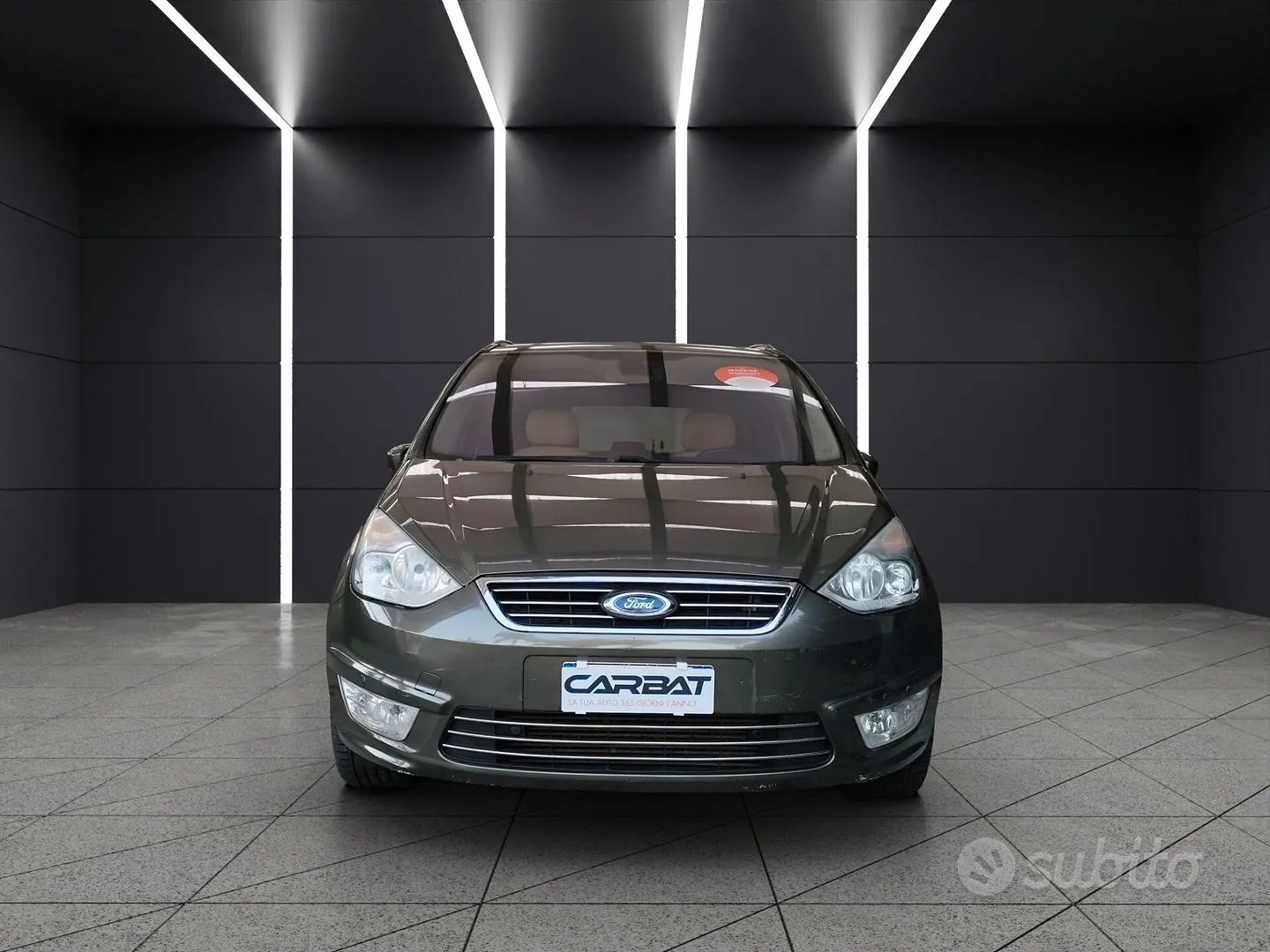 Ford Galaxy 2010 photo 2