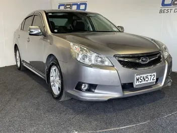 Subaru Legacy 2010 photo 2