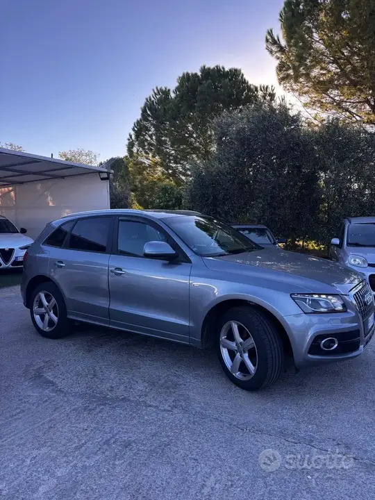 Audi Q5 2012 photo 3