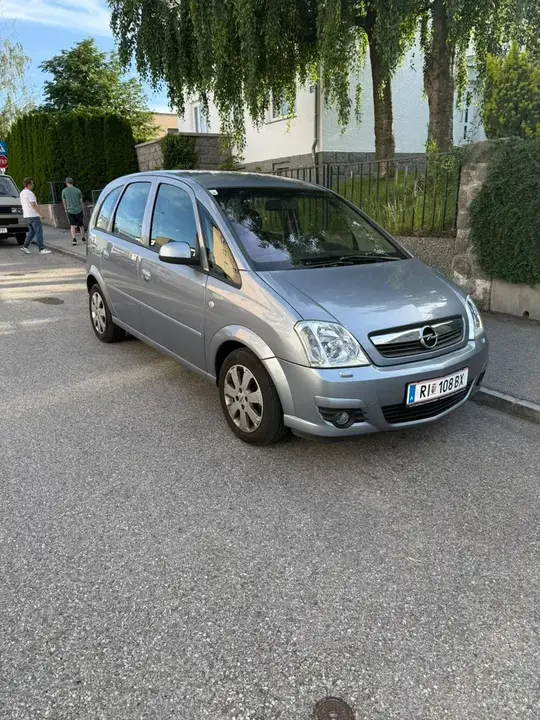 Opel Meriva 2010 photo 2