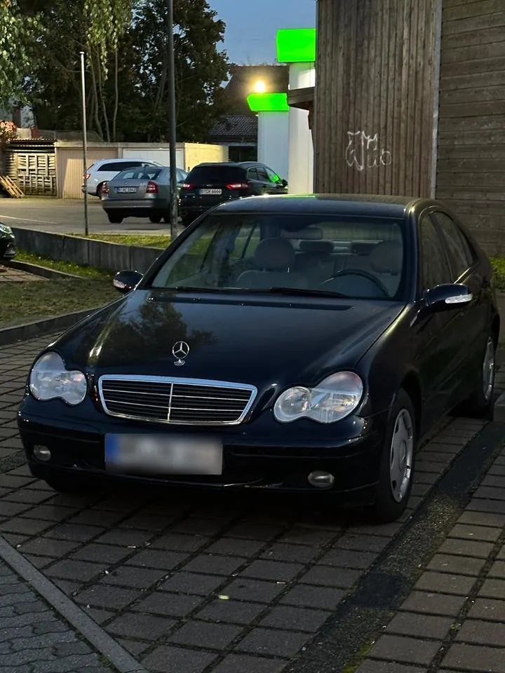Mercedes-Benz C 200