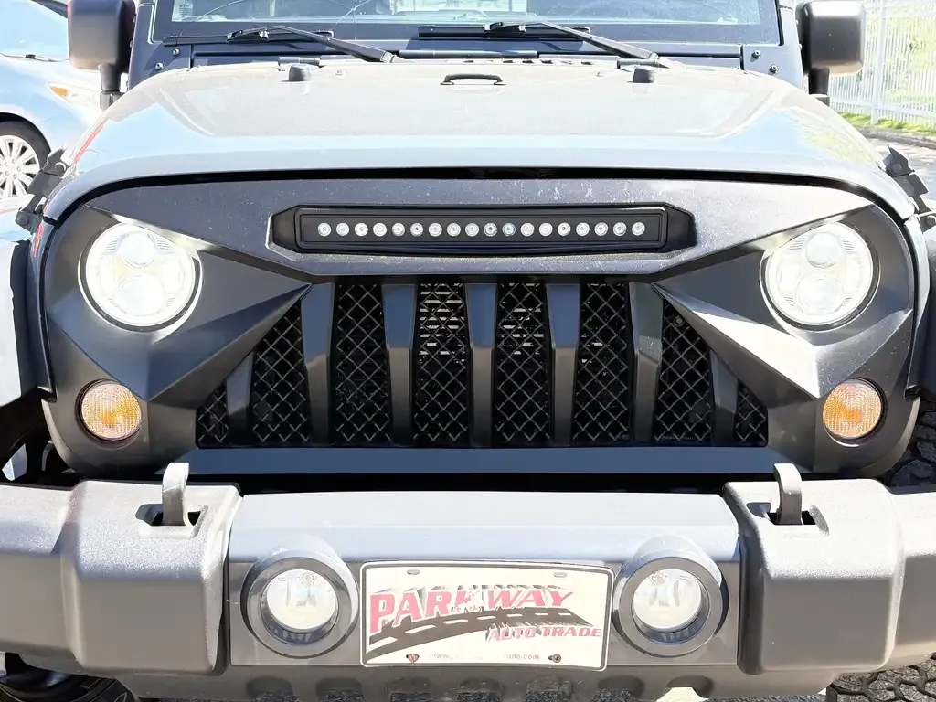 Jeep Wrangler 2017 photo 2