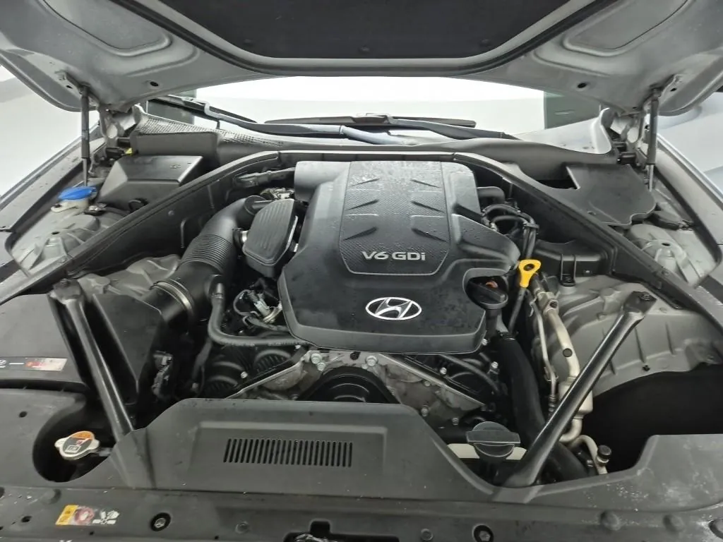 Hyundai Genesis 2014 photo 5