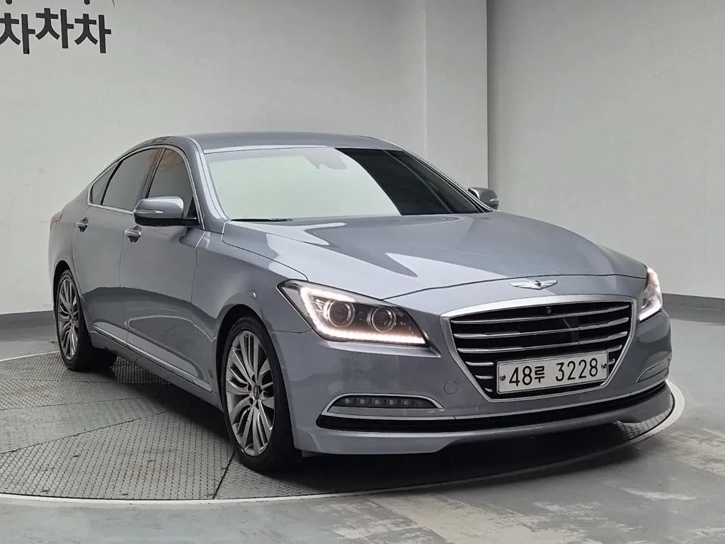 Hyundai Genesis 2014 photo 4