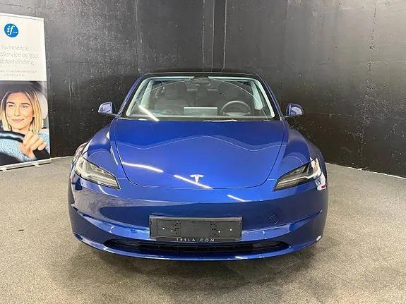 Tesla Model 3 2024 photo 3