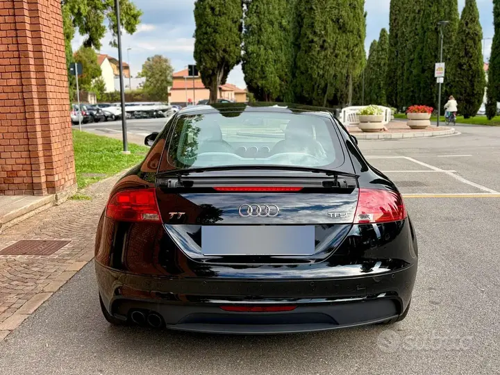 Audi Tt 2012 photo 5