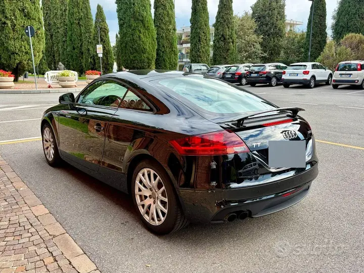 Audi Tt 2012 photo 3
