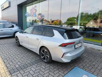 Opel Astra 2024 photo 3