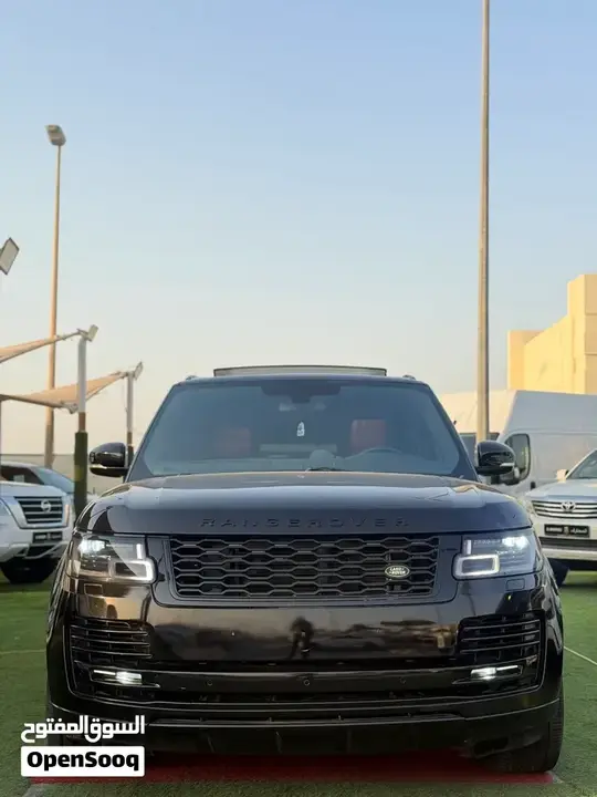 Land Rover Range Rover Vogue 2016 photo 2